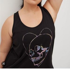 Torrid active black tank top skulls. size 2. Nwt. plus size